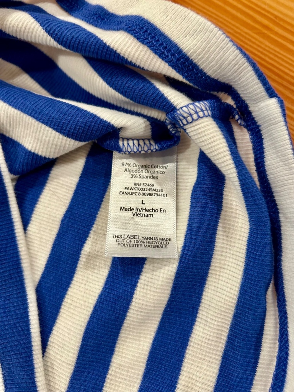 TWO Tank Tops - Size L - Picture 5 of 10
